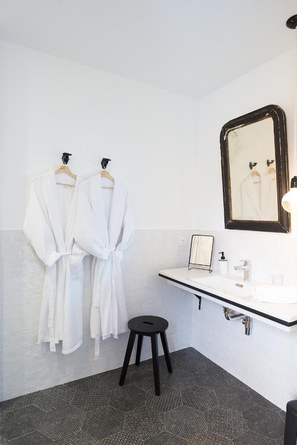 Maison 1634 - Climatisation, Piscine, Parking, Centre Ville, Petit-Dejeuner Compris ペズナ エクステリア 写真