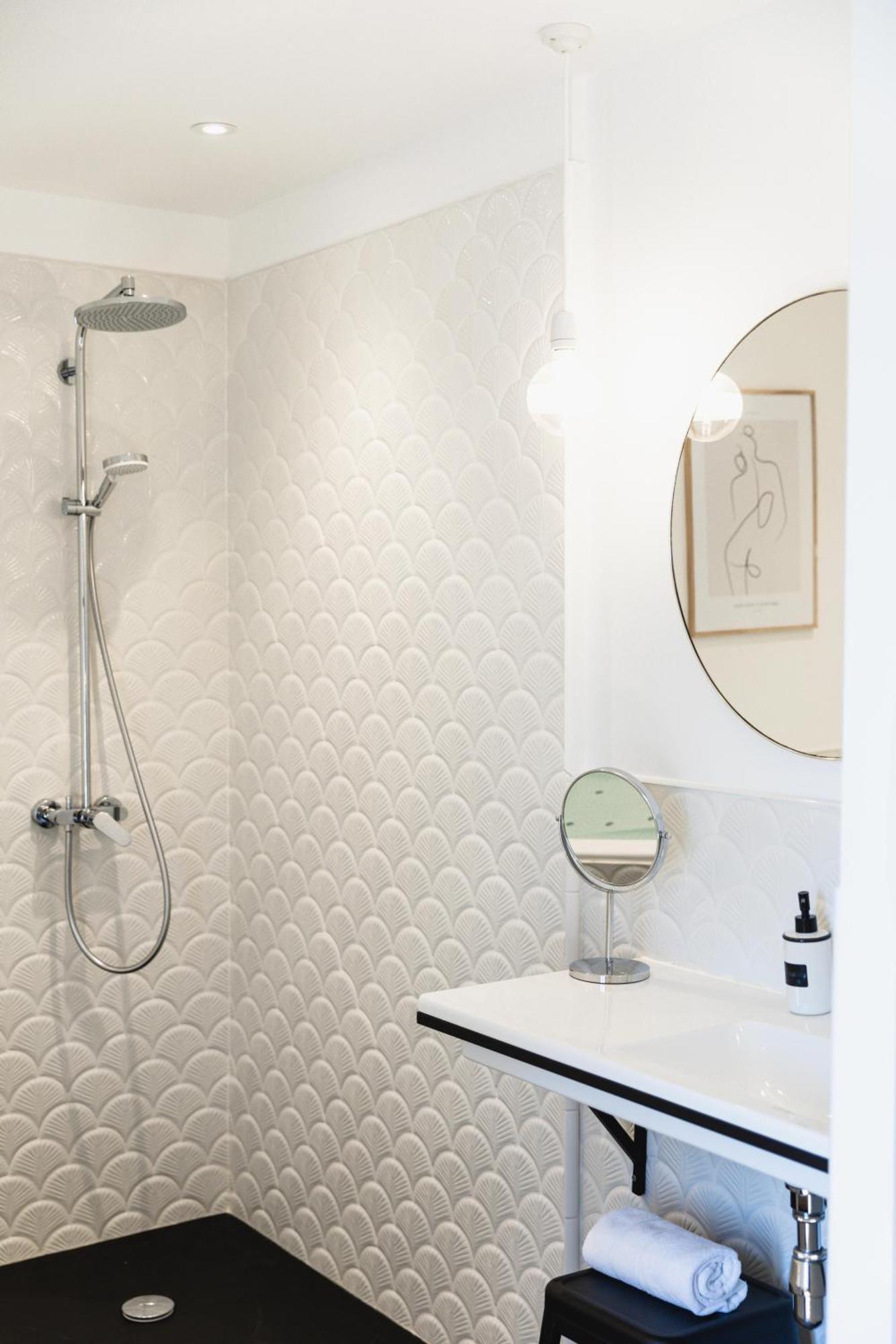 Maison 1634 - Climatisation, Piscine, Parking, Centre Ville, Petit-Dejeuner Compris ペズナ エクステリア 写真